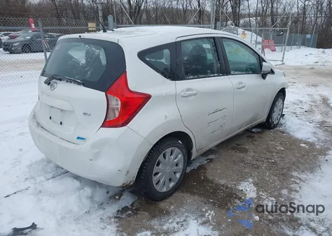2016 Nissan Versa Note S (Sr)/S Plus/Sl/Sr/Sv z USA, uszkodzony, nr VIN 3N1CE2CP5GL391388